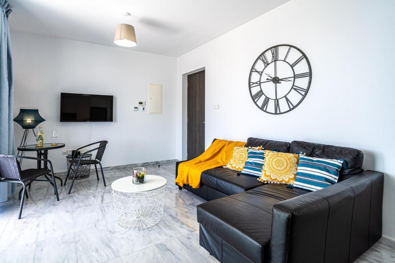Oyster 1-Br Apt In Ларнака Екстер'єр фото