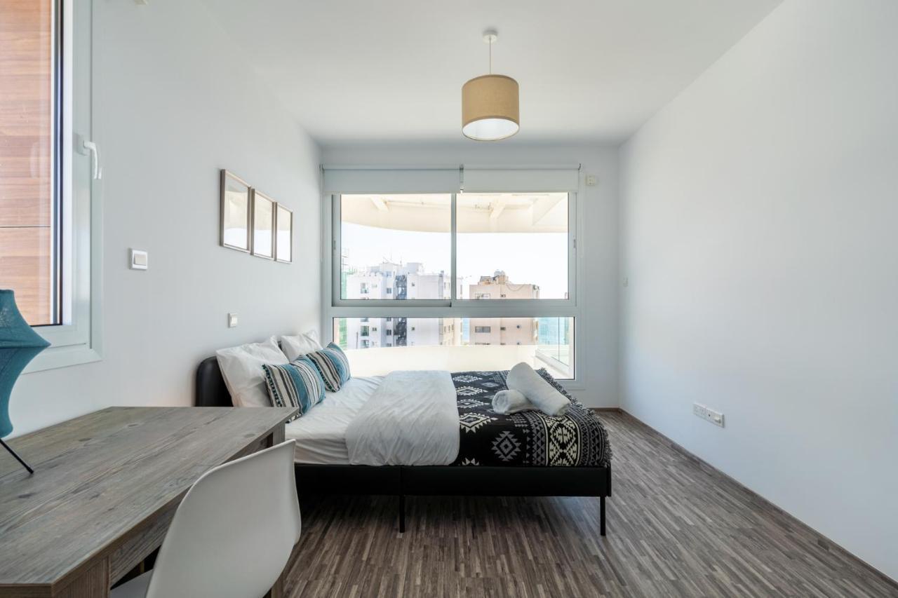 Oyster 1-Br Apt In Ларнака Екстер'єр фото