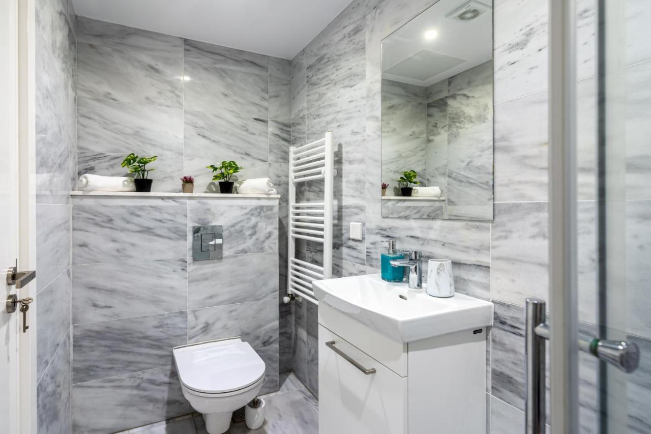 Oyster 1-Br Apt In Ларнака Екстер'єр фото
